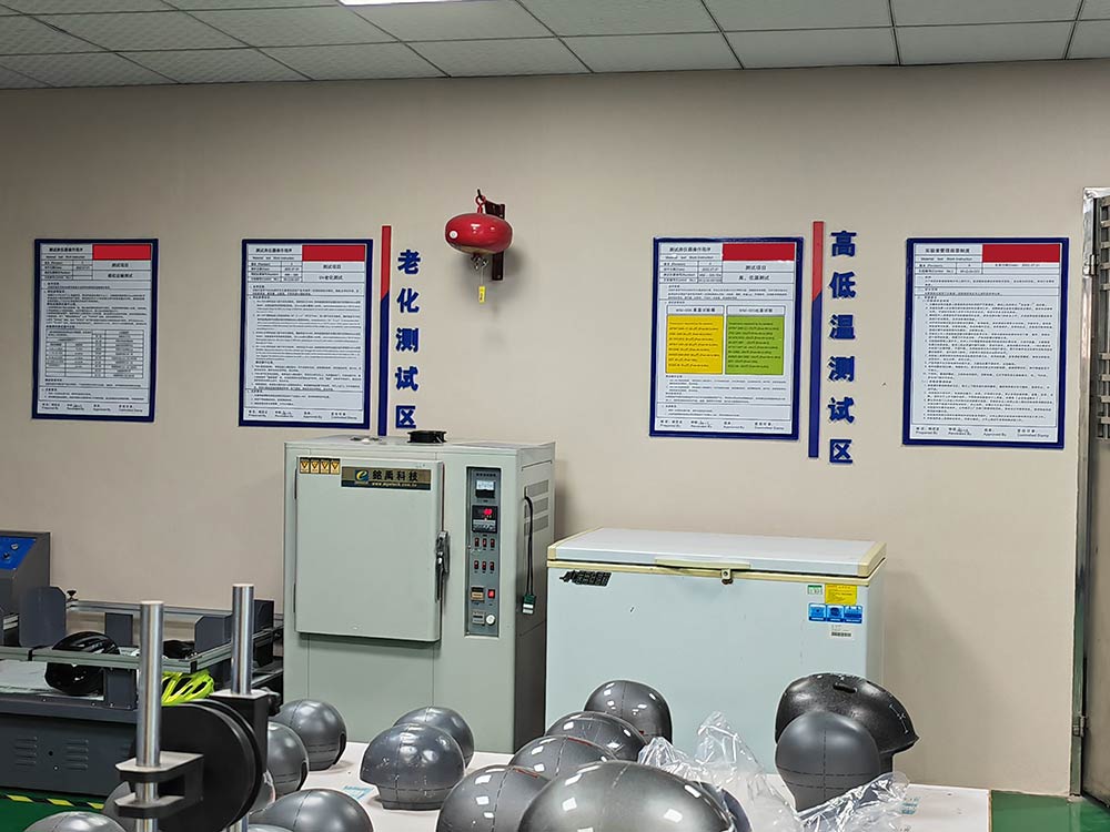 Équipement de hockey Premier : laboratoire d'essais et usine de fabrication